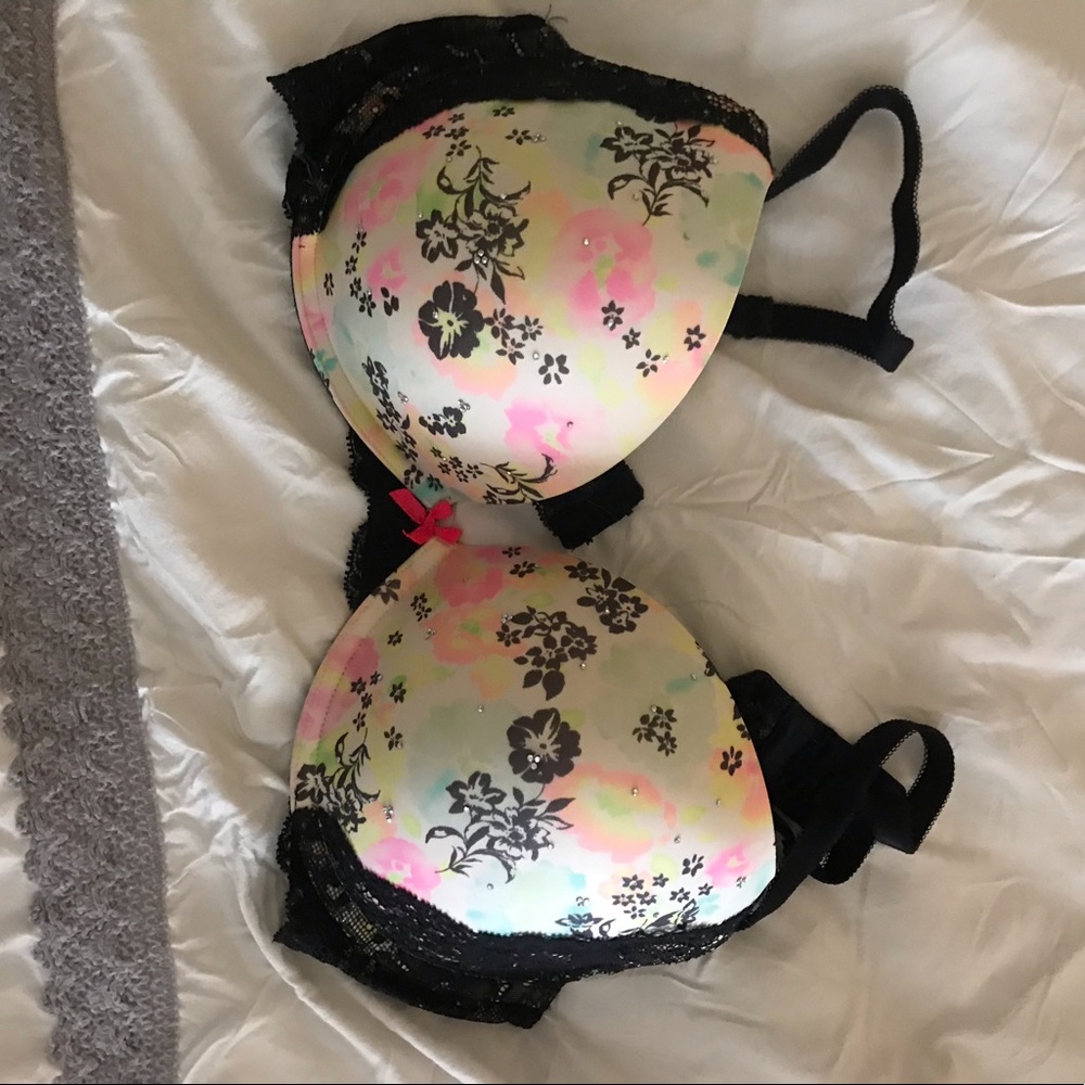 Victoria’s Secret Push-up Bra